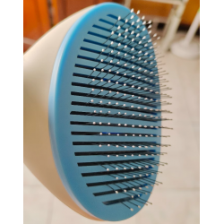 Pet Massaging Brush