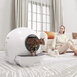 Self-Cleaning Enclosed Litter Box