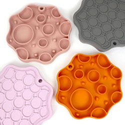 Pet Licking Mat Bowl Lick Pat Dog FeedingToys for Butter Yogurt Peanut, Pets Supplies Bathing Grooming Training Calming Mat