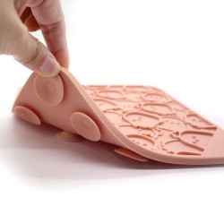 Dog Lick Mat Feeder Boredom Anxiety Reducer Slow Feeder Perfect for Food Treats Yogurt Liquid Food Peanut Butter