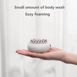 Reusable Pet Cleaning Brush – 3-in-1 Grooming, Bath & Massage Brush for Cats and Small Dogs Sustainable Multi-Purpose Tool