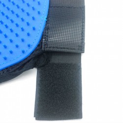 where to buy pet hair remover gloves shedding brush pet hair gloves from China supplier