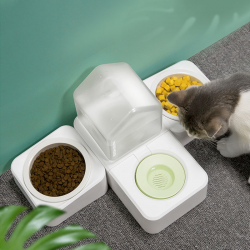 Wholesale Automatic Pet Feeder Puppy Kitten Drinking Fountain Dog Food Bowl Water Dispenser Storage Container