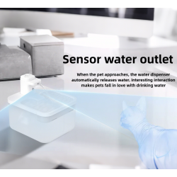 Wholesale Pet Drinking Dispenser Silent With Sensor Cat Fountain Water for Camping/Travel 2.5L With Auto Circulation