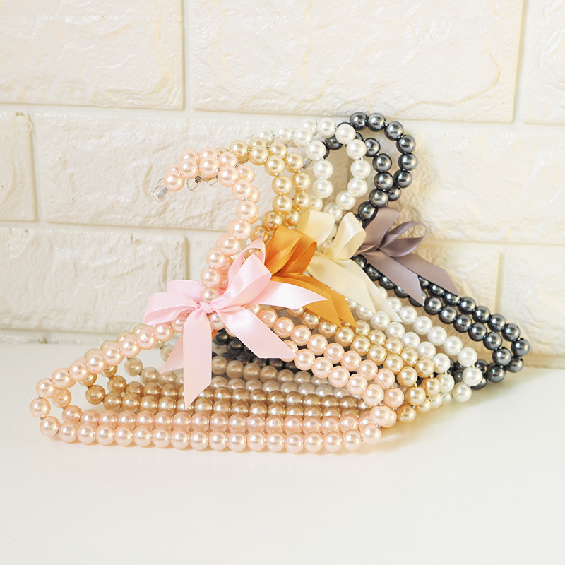 Custom Pet Pearl Hanger